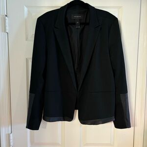 Ann Taylor Tuxedo Styled Blazer with Leather Trim in Size 18